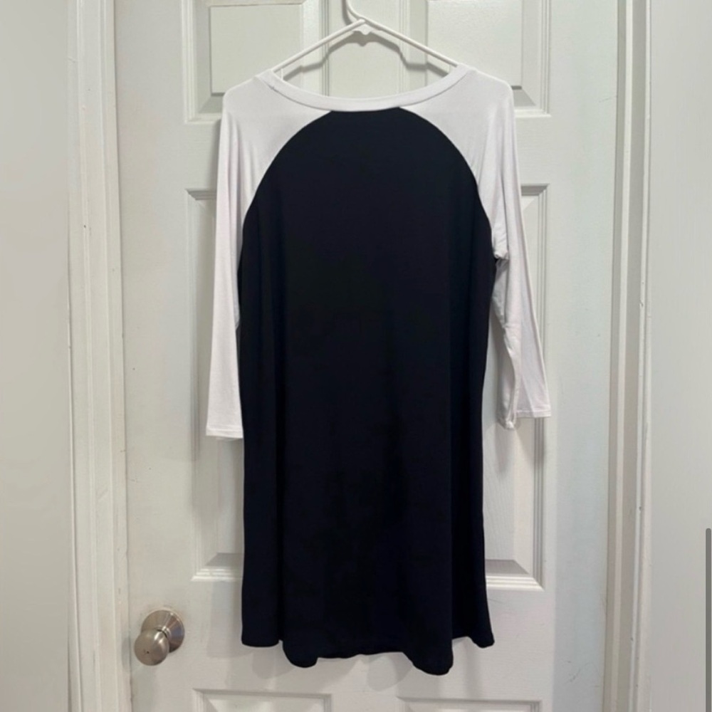 BB Dakota 7th Inning Stretch Baseball Dress Raglan Black/White-Medium - NWT - Picture 8 of 11